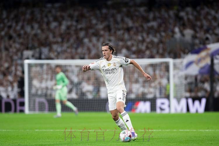 马卡报：皇马状态下滑，糟糕的防守是主要原因